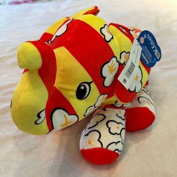 Mammoth Elephant Pop Art Circus Toy Animal Squishy Popcorn Colorful - Picture 2 of 12